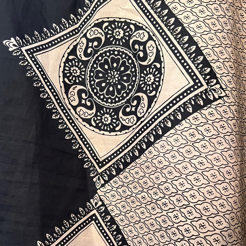 Darn Good Yarn Reg TeaLength reversible 2 layer sari wrap skirt. - Picture 7 of 9